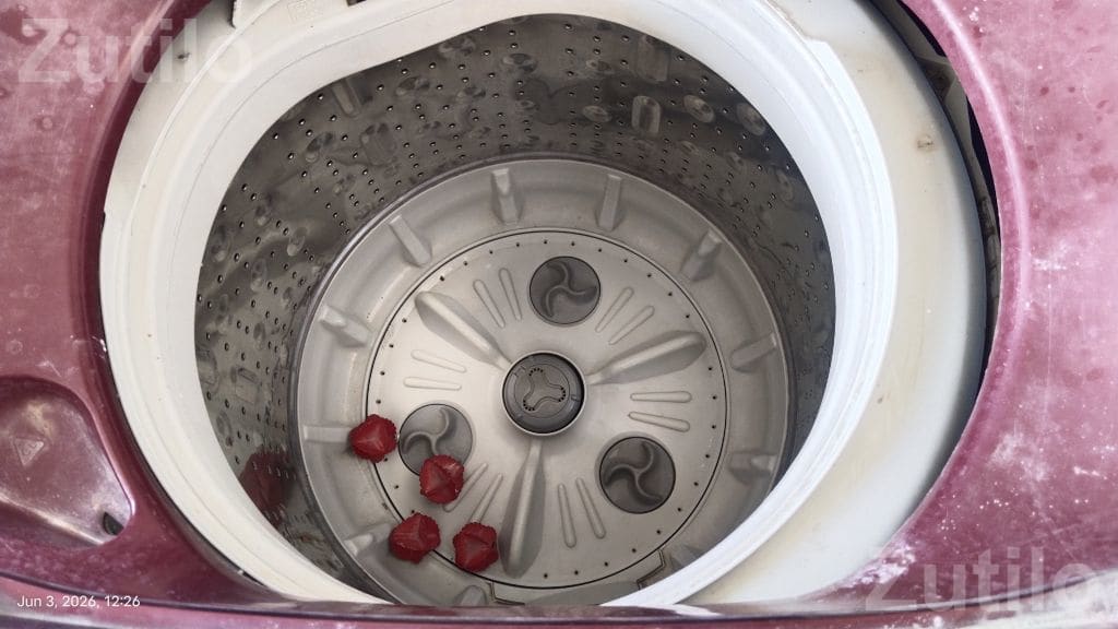 LG Top Load Washing Machine with Body Damage - Washing Machines - Vanthali - Image 3