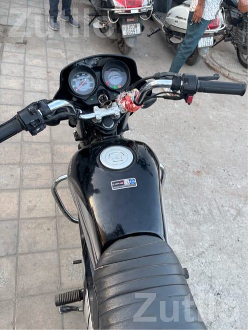 2025 Hero HF Deluxe Black Silver Bike - Bikes - Rajkot City - Image 3