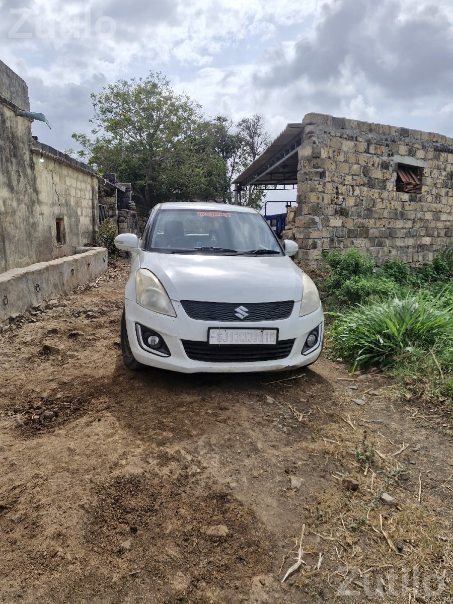 2015 Maruti Suzuki Swift White Hatchback - કાર - ભાણવડ - Image 2