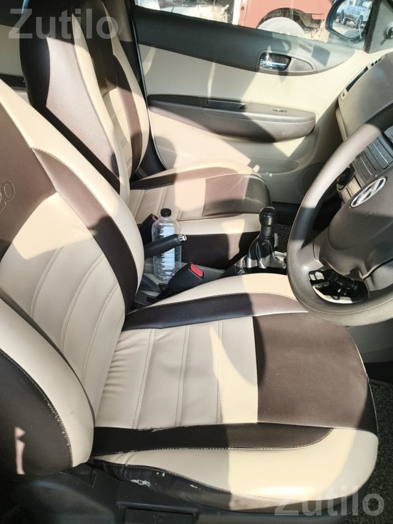 Hyundai i20 2011 Petrol 2nd Owner - કાર - પાલનપુર - Image 5