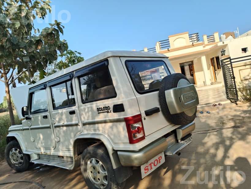 Mahindra Bolero 2009/10 Diesel SUV - કાર - થરાદ - Image 3