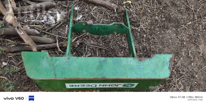 John Deere Tractor Bumper in Like New Condition John Deere Tractor Bumper in Like New Condition
