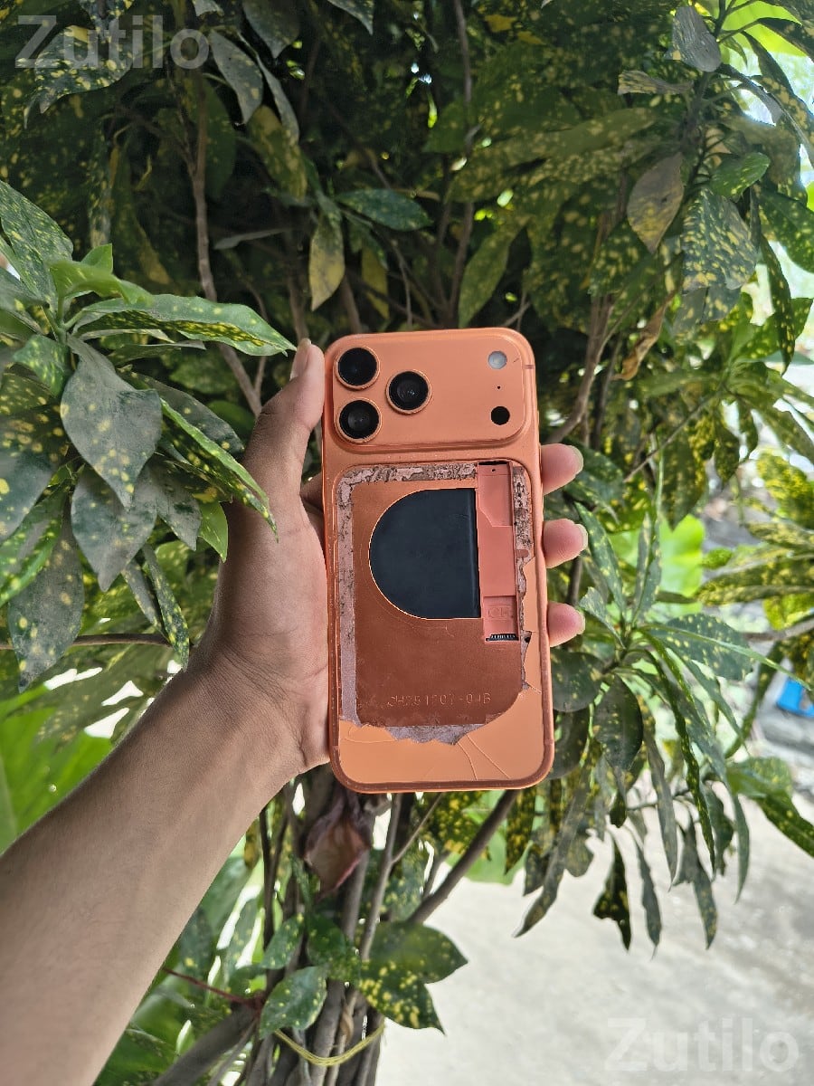 iPhone 17 Pro Max Duplicate Phone, Cracked - મોબાઇલ ફોન - જુનાગઢ - Image 2