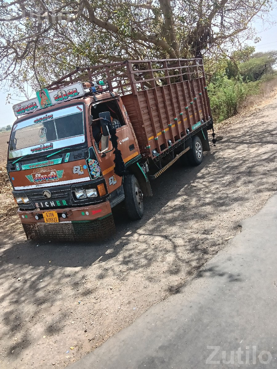 2010 Eicher 10.80 Cargo Truck