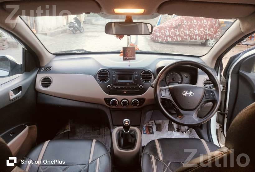 2016 Hyundai Xcent Petrol CNG Sedan - કાર - ઢ્રોલ - Image 2