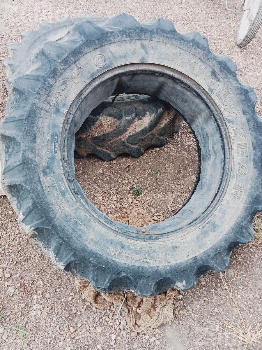 Used Goodyear Tractor Tyre 12.4-28 Used Goodyear Tractor Tyre 12.4-28