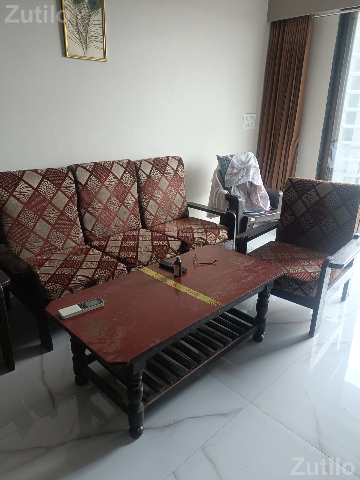 5 seater wooden sofa with center table - Sofa Sets - Surat City - Image 2
