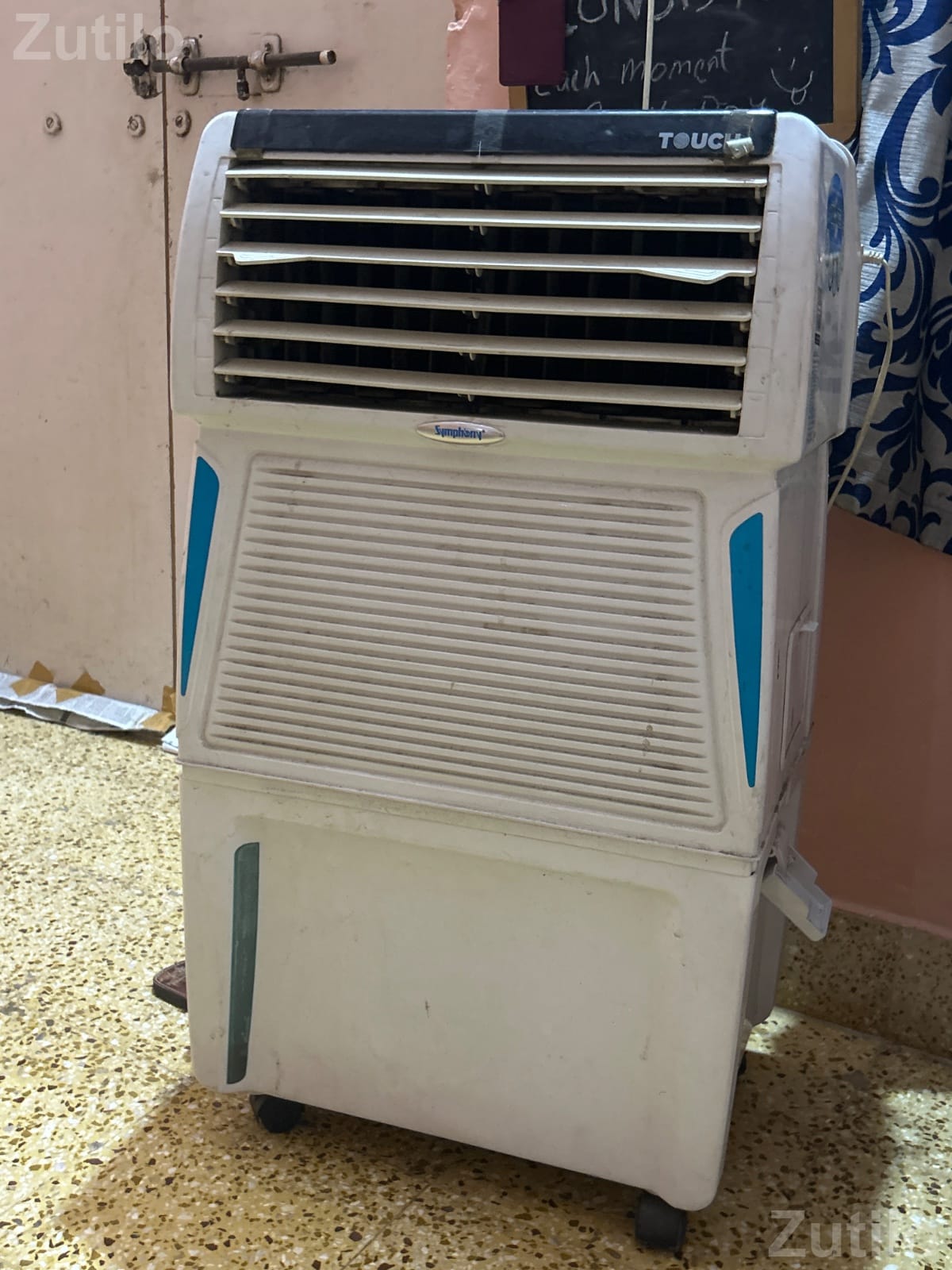 Symphony room cooler barely used partially working with voice alerts