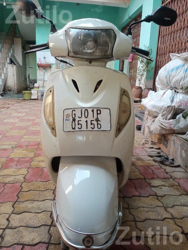 2013 Suzuki Access Scooter with New Carburetor - Bikes - Dhoraji - Image 2