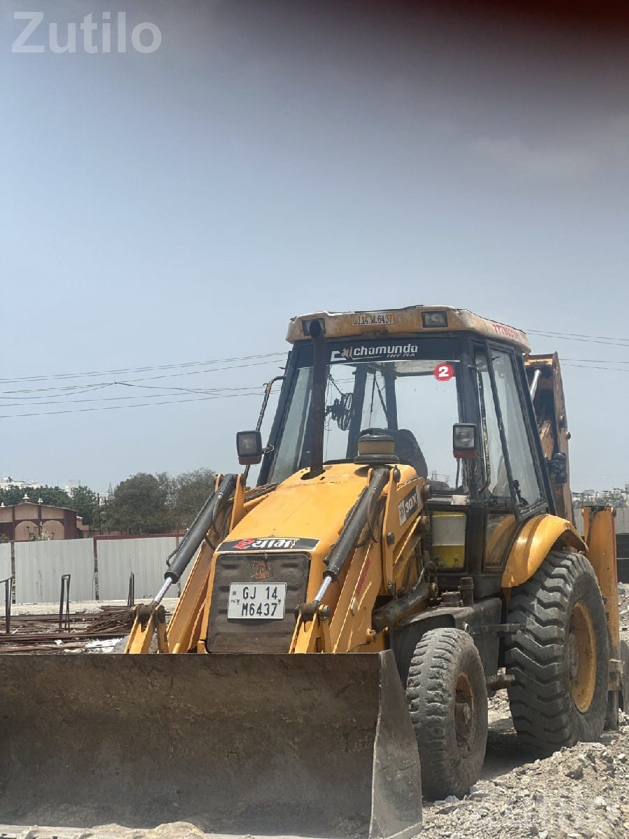 JCB Backhoe Loader 2009 Model, New Pump