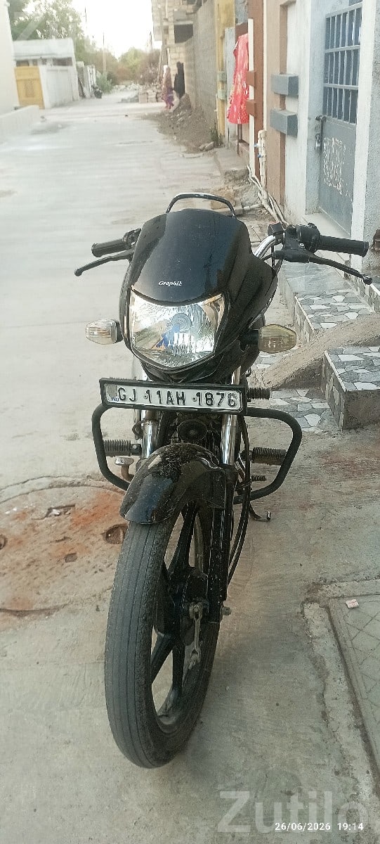 Hero Deluxe 2012 Motorcycle Second Owner - Bikes - Junagadh City - Image 3