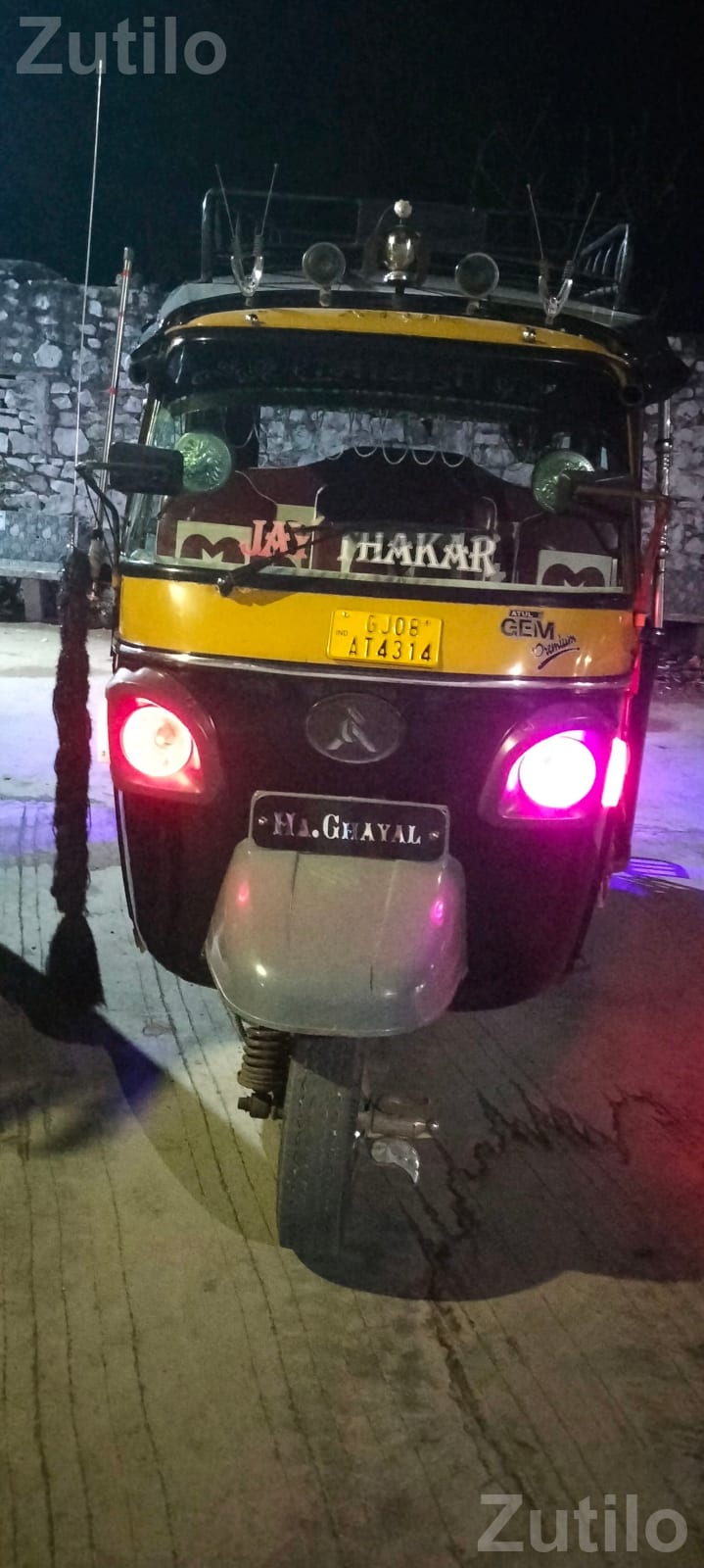 2017 BS4 Auto Rickshaw with New Tyres - Auto Rickshaws - Manavadar - Image 2