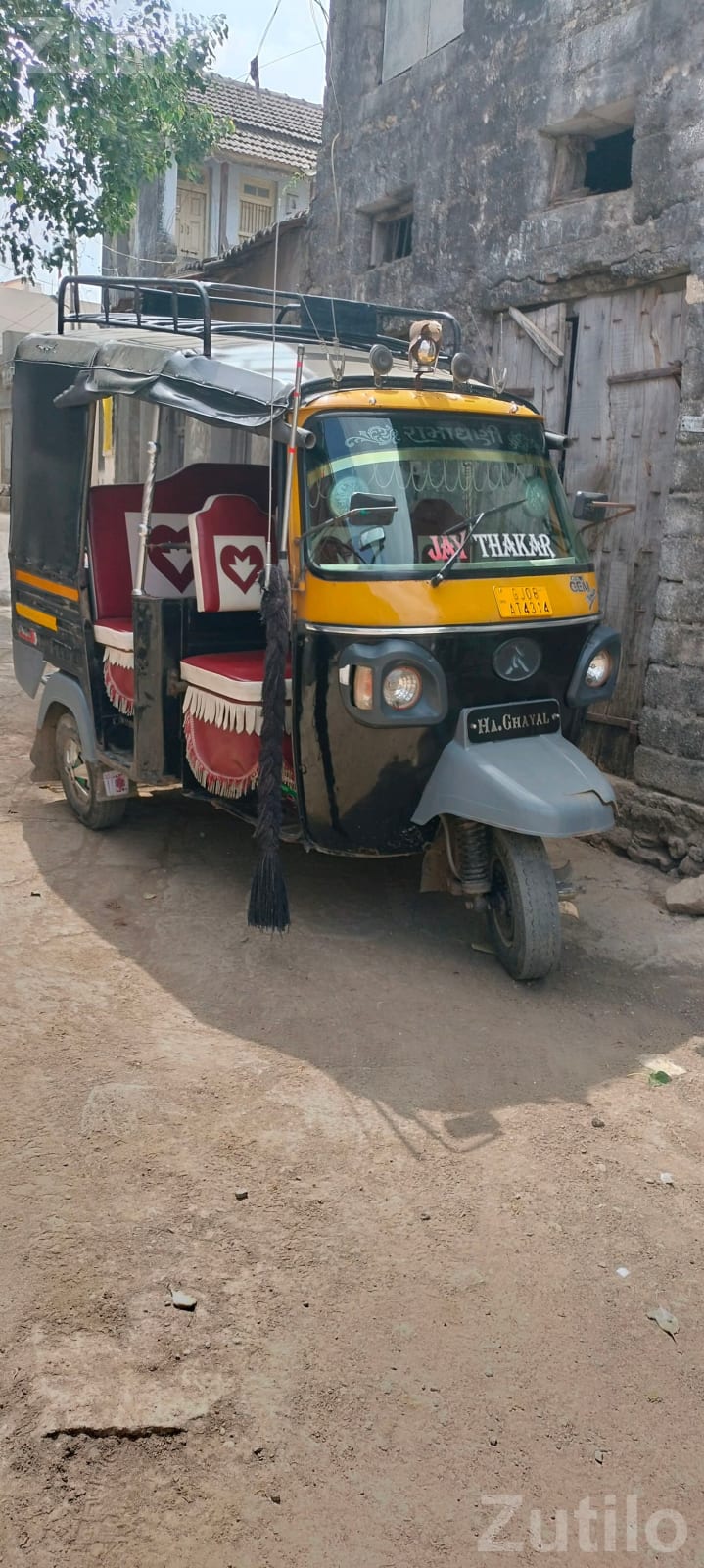2017 BS4 Auto Rickshaw with New Tyres - Auto Rickshaws - Manavadar - Image 5