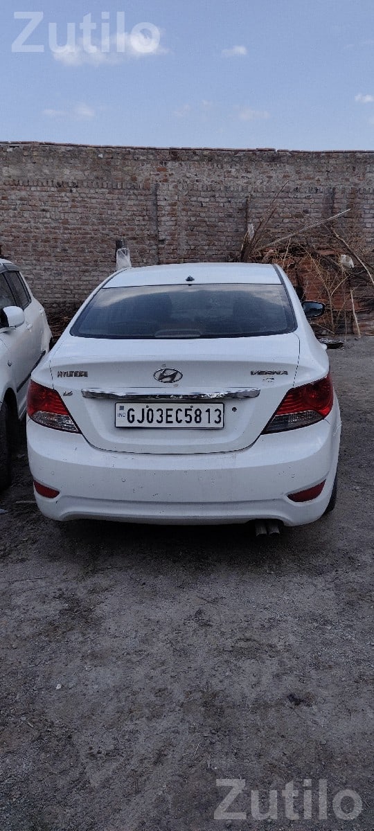 Hyundai Verna Fluidic CNG Sedan - કાર - વલ્લભીપુર - Image 3