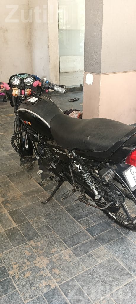 Hero Splendor 2024 One Owner Bike - Bikes - Ahmedabad City - Image 3