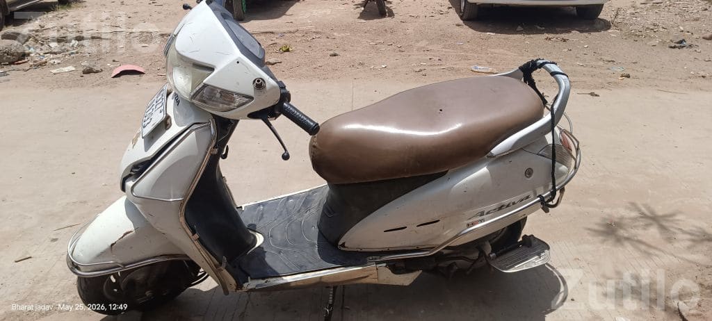 Honda Activa 2013 Petrol Scooter - બાઇક્સ - અમદાવાદ શહેર - Image 3