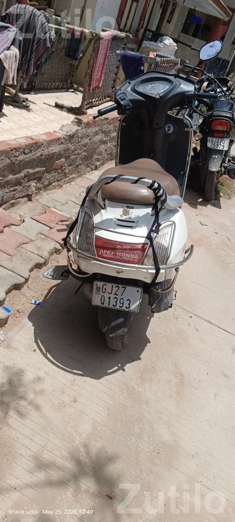 Honda Activa 2013 Petrol Scooter - બાઇક્સ - અમદાવાદ શહેર - Image 4