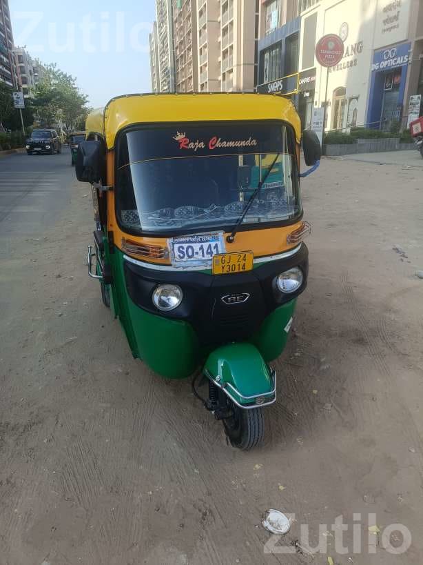 2026 Model Green Yellow Auto Rickshaw - Auto Rickshaws - Ahmedabad City - Image 2