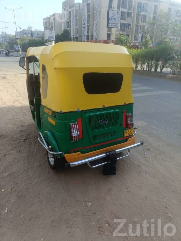 2026 Model Green Yellow Auto Rickshaw - Auto Rickshaws - Ahmedabad City - Image 4