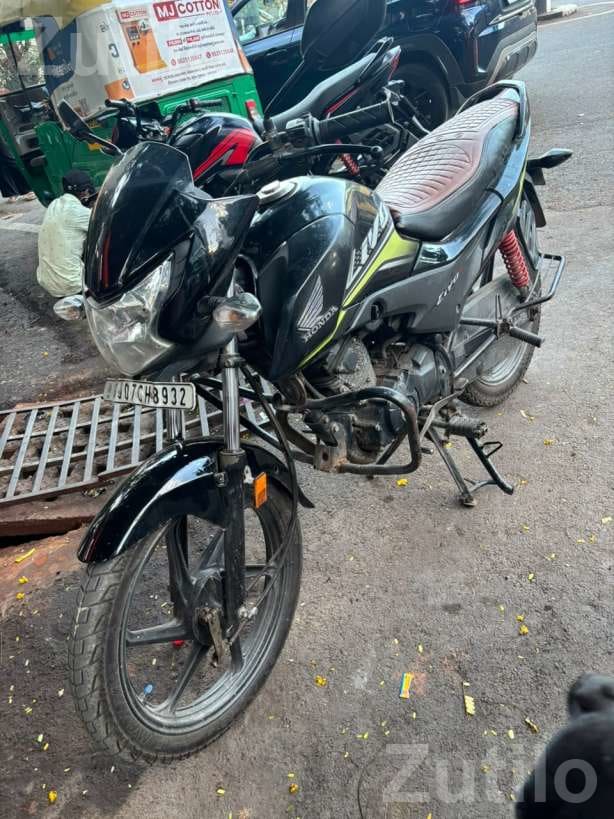 Honda Livo 2017 Bike, 3rd Owner - Bikes - Surat City - Image 3