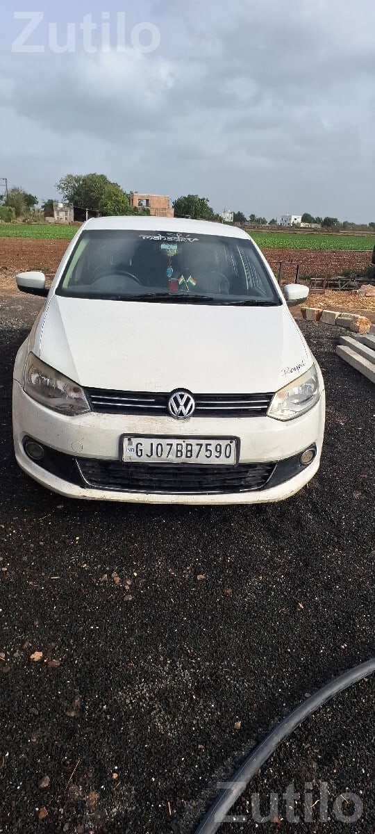 Volkswagen Vento 1.6 2011 Sedan - કાર - કલ્યાણપુર - Image 2