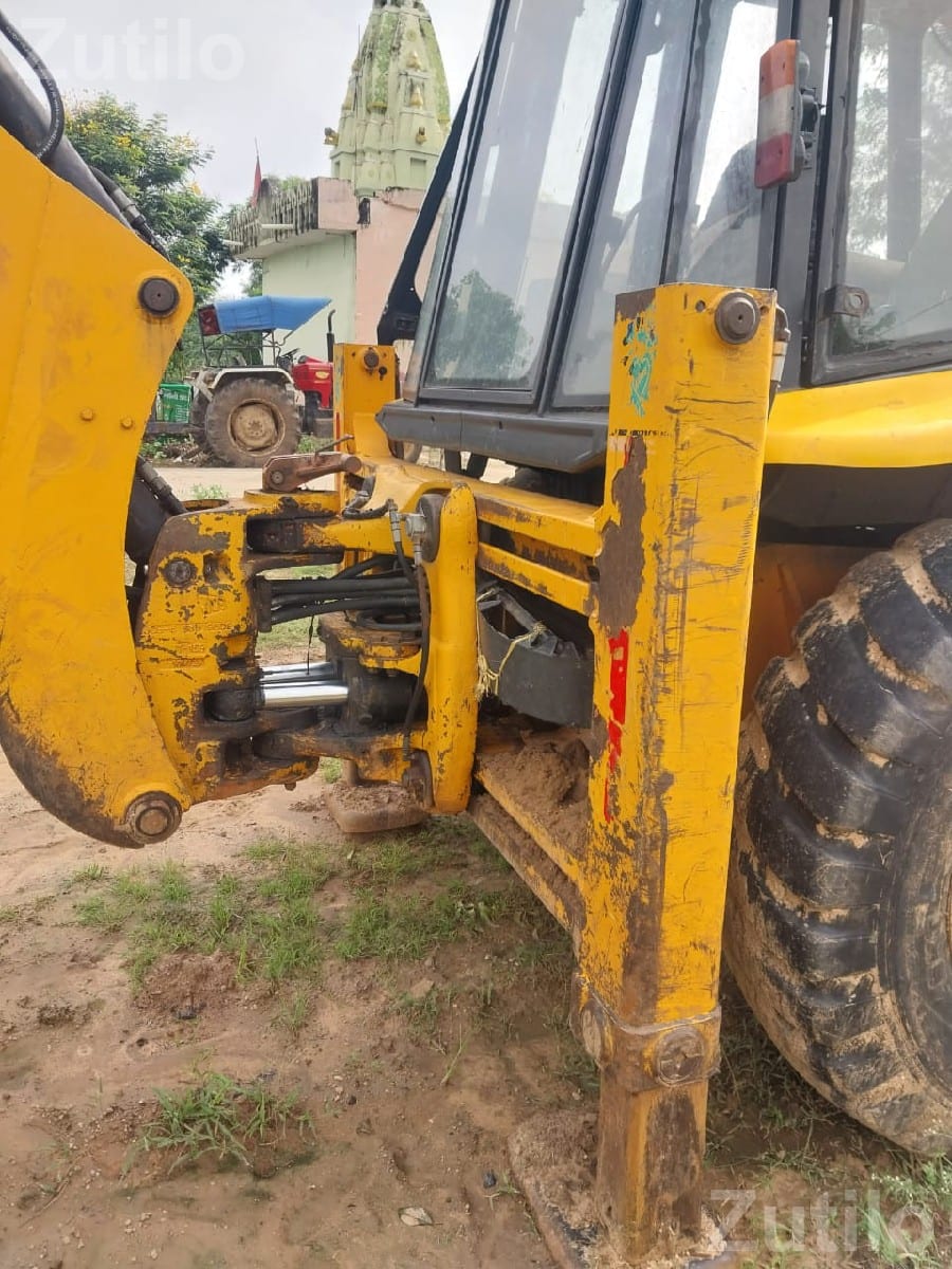 JCB 3DX Backhoe Loader with Kirloskar Engine - બાંધકામના વાહનો - જામનગર શહેર - Image 2