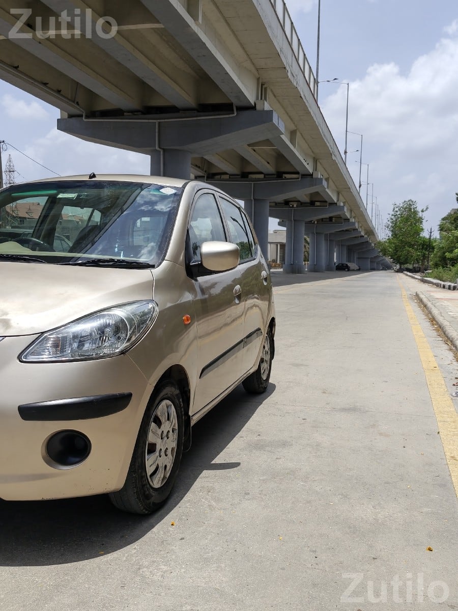 2010 Hyundai i10 1.2 CNG Car - કાર - રાજકોટ શહેર - Image 3