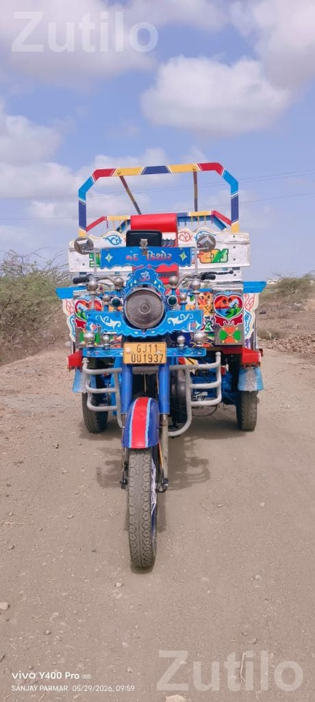 Colorful Cargo Auto Rickshaw with Open Loader - Auto Rickshaws - Manavadar - Image 2