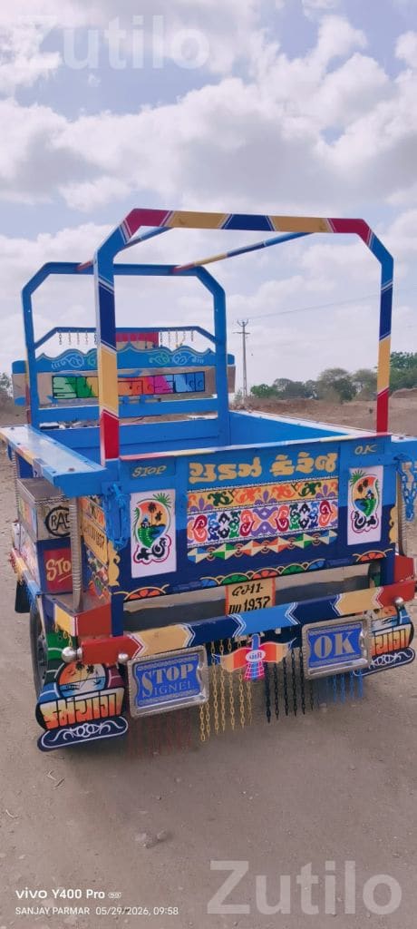 Colorful Cargo Auto Rickshaw with Open Loader - Auto Rickshaws - Manavadar - Image 3
