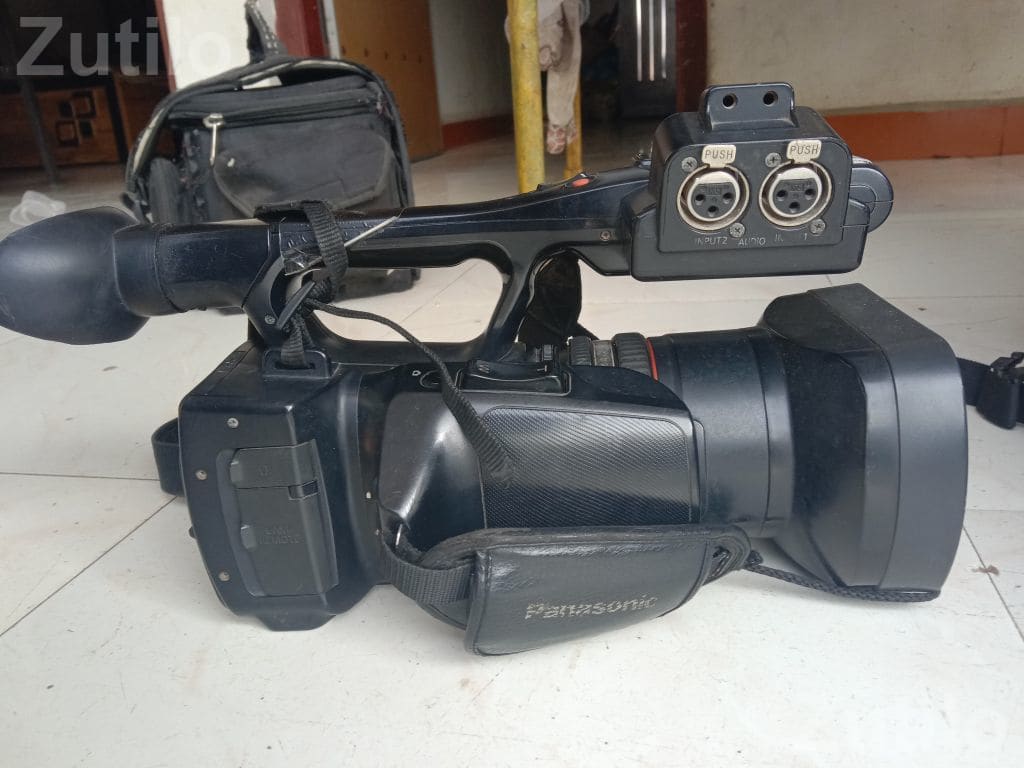 Panasonic AG-AC90 Camera Battery Charger Set - Accessories - Junagadh City - Image 4