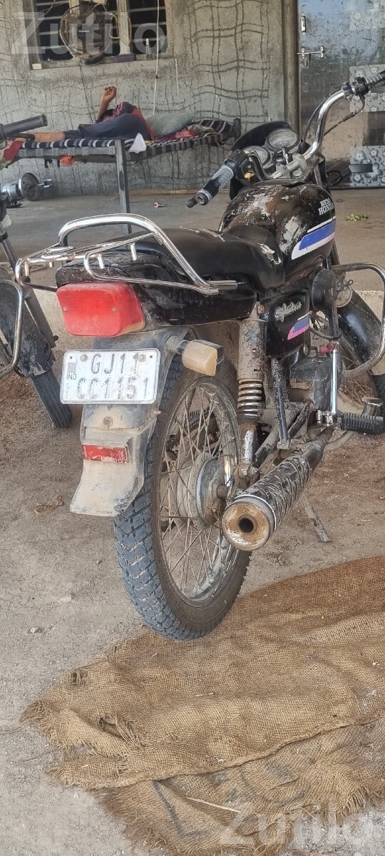 Hero Honda 2009 Model Motorcycle - બાઇક્સ - વંથલી - Image 2