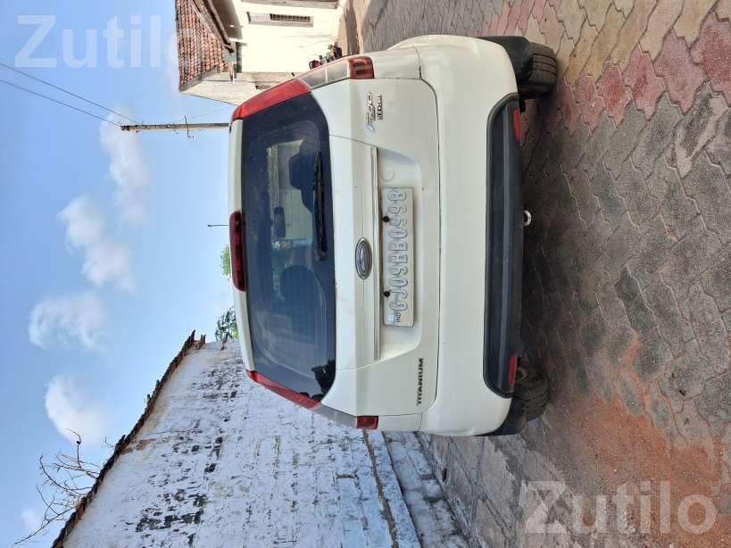 2013 Ford Car, Second Owner - કાર - સાવરકુંડલા - Image 3