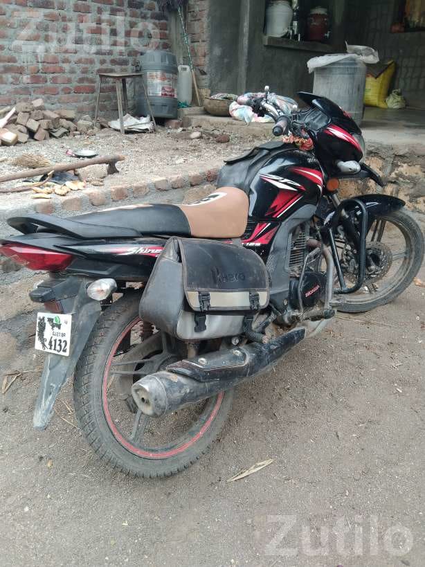2017 Honda SP Shine Self Start Bike - બાઇક્સ - સાવરકુંડલા - Image 5