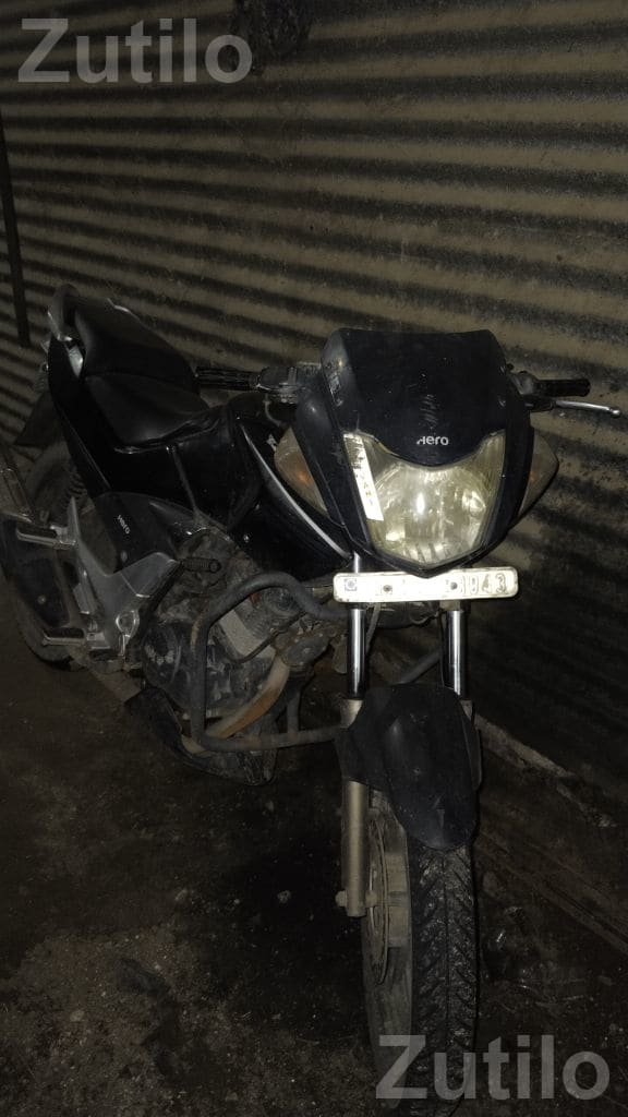 Hero CBZ Xtreme 2014 Bike with New Tyres - Bikes - Kunkavav - Image 4
