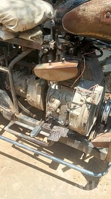 Hydraulic Sanedo in Working Condition - ઓટો રિક્ષા - ખાંભા - Image 3