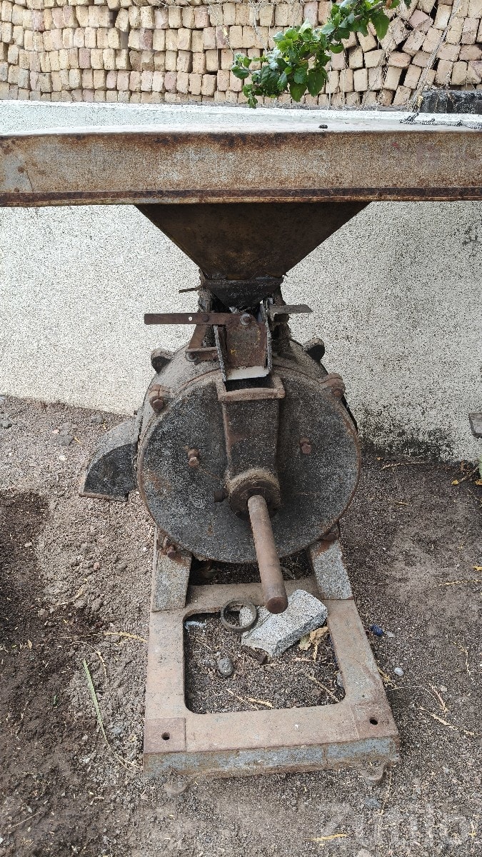 Vimal 18 Inch Atta Chakki Ghanti - Machinery - Dhrol - Image 3
