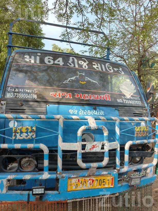 2003 Eicher 14 Ft Commercial Truck - Trucks & Lorries - Palanpur - Image 2