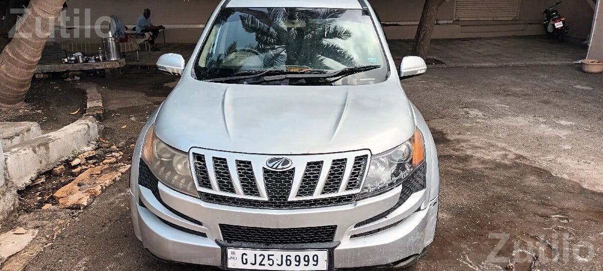 Mahindra XUV500 2012 Silver SUV - કાર - ભાણવડ - Image 2