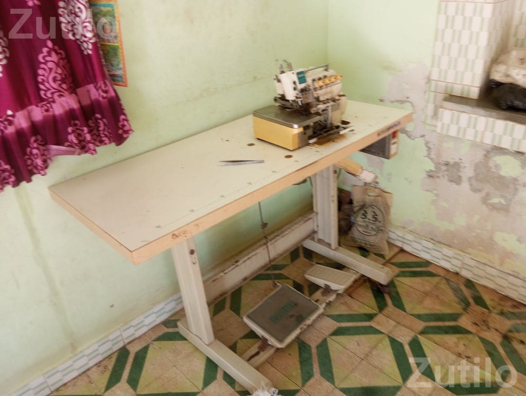 MADI Overlock Sewing Machine - ટેક્સટાઇલ મશીનરી - ભાવનગર શહેર - Image 3