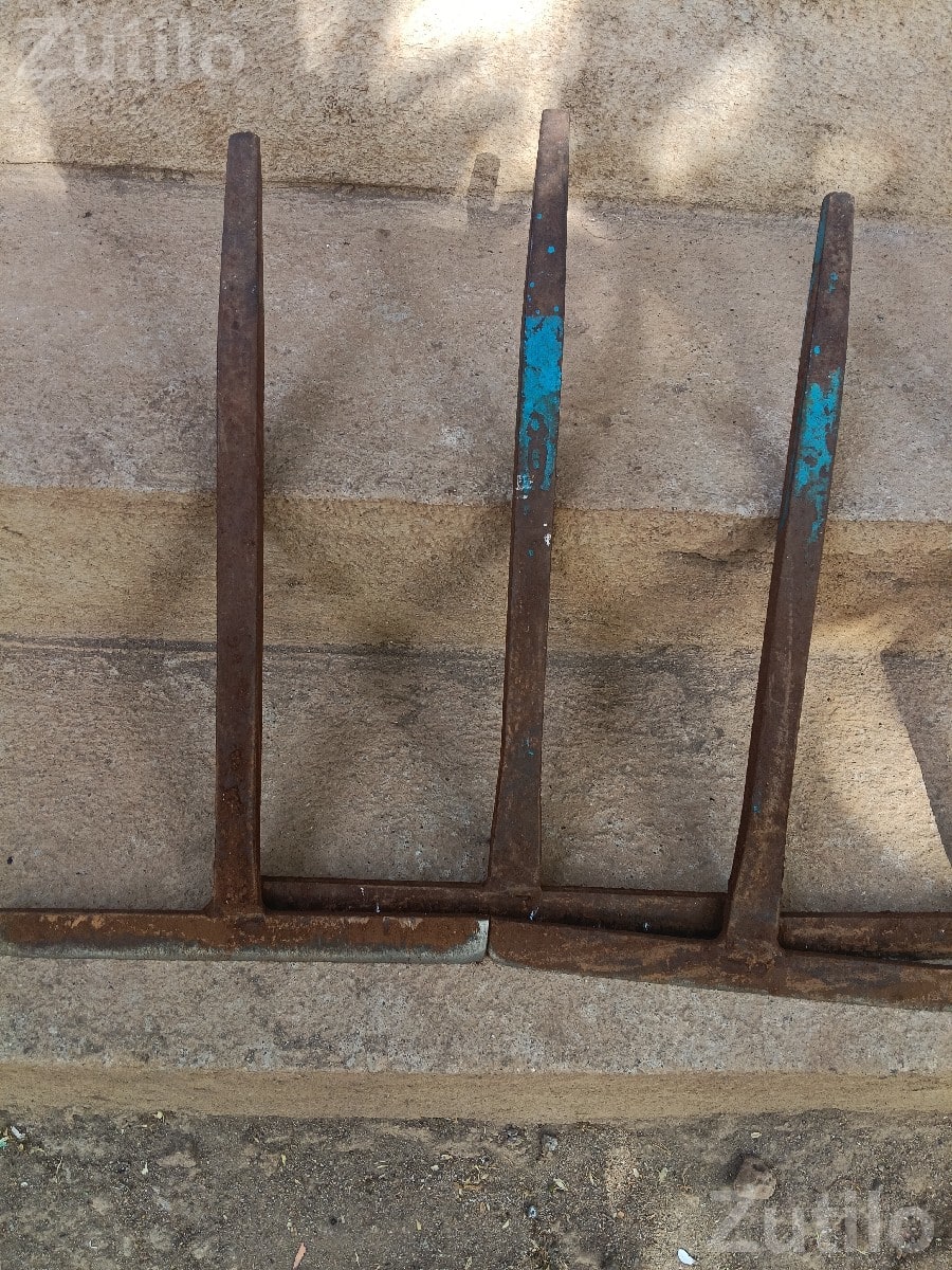 Used Iron Grill Railing Pieces Set of 4