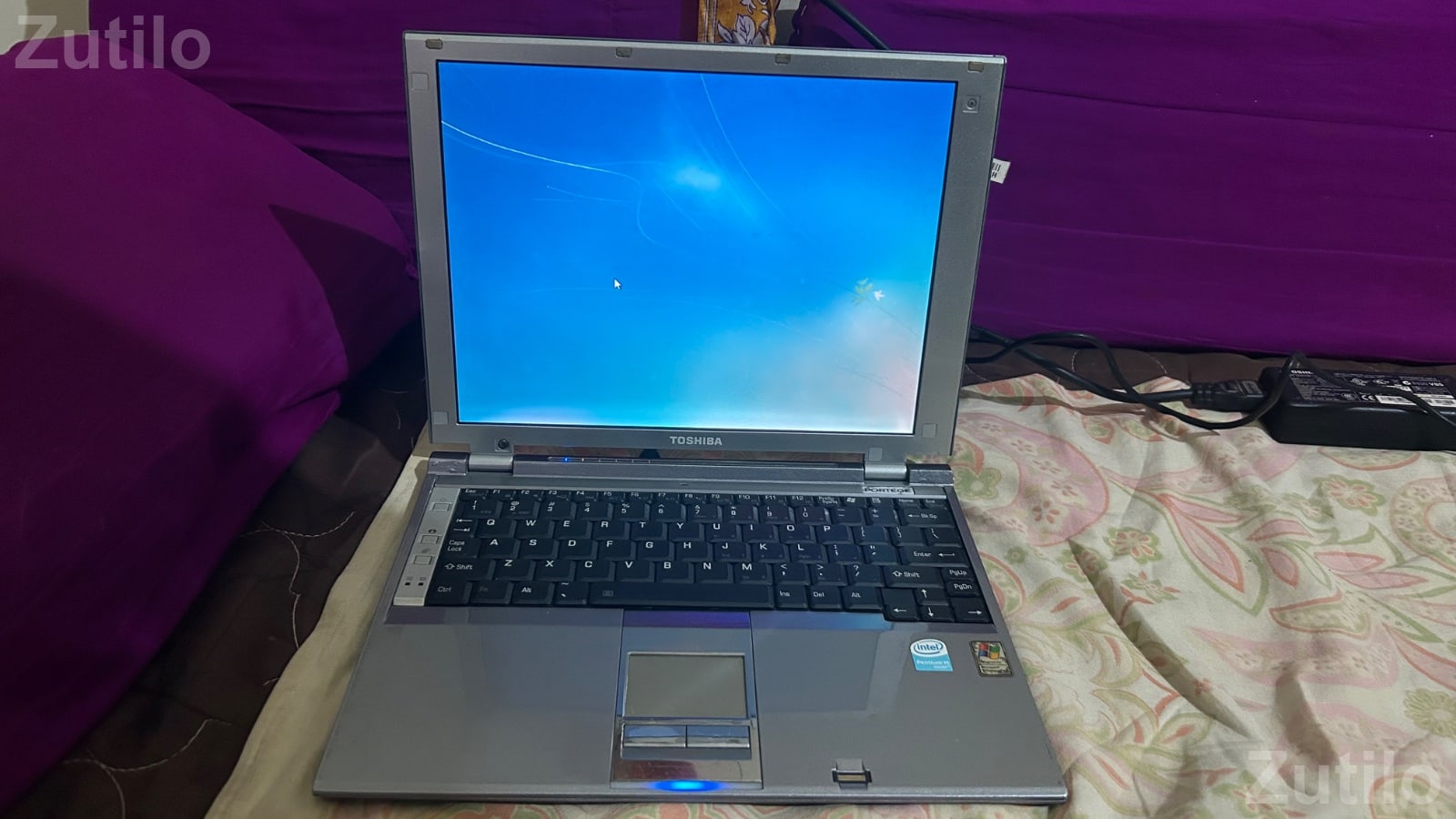 Laptop tosiba Laptop tosiba