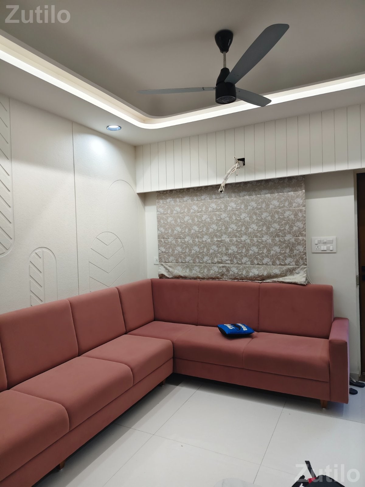 8 seater sofa with 2 puffylies - Sofa Sets - Vadodara City - Image 5