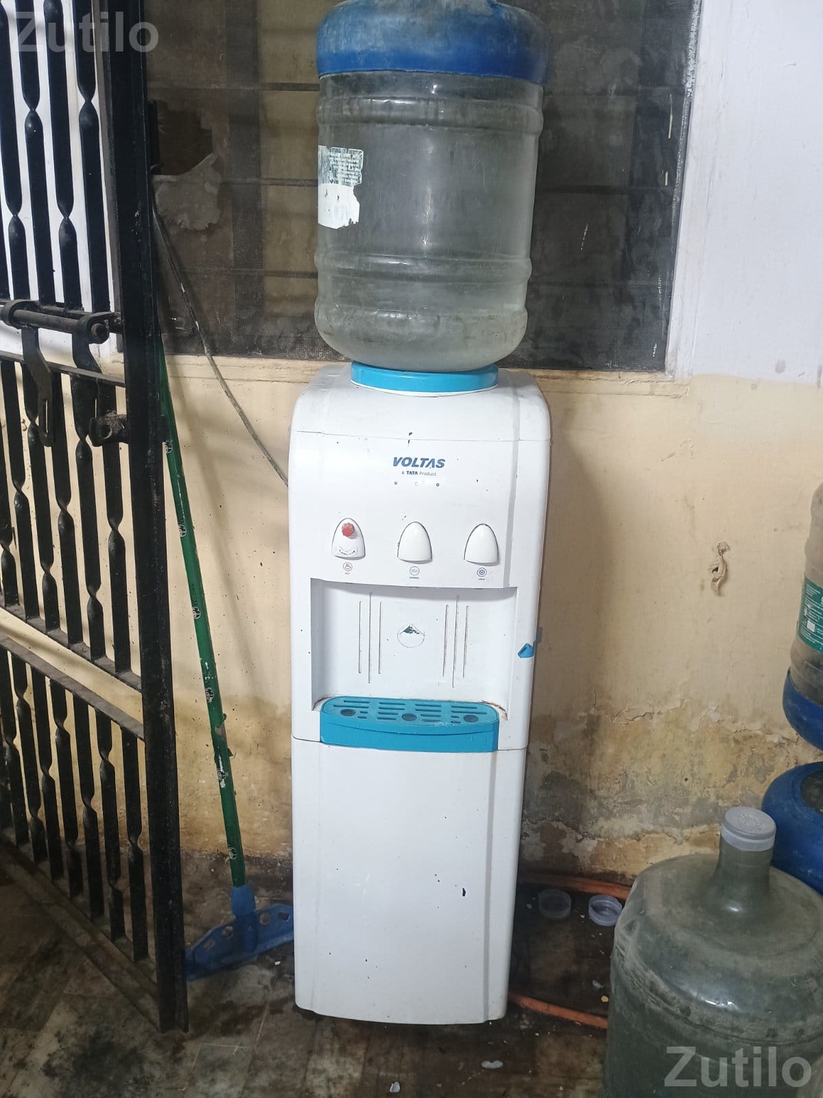 Voltas floor-standing water cooler 