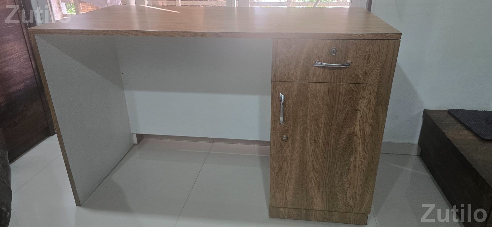Office/study table made of waterproof plywood with chair - Office Furniture - Ahmedabad City - Image 3