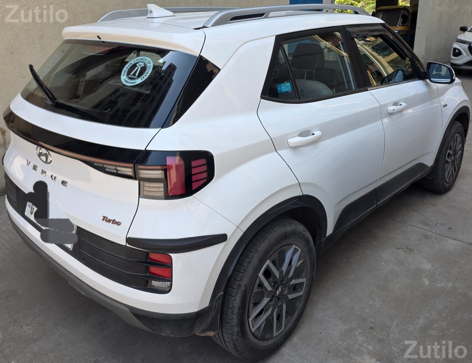 Venue car automatic Venue car automatic