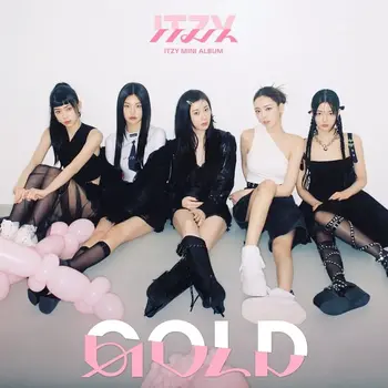 ITZY GOLD albüm kapağı