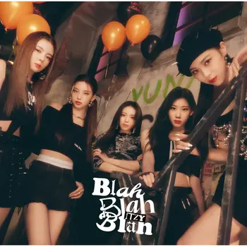 ITZY Blah Blah Blah albüm kapağı