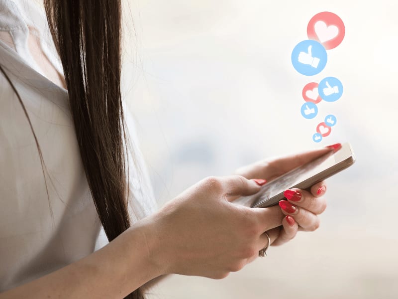 Social Media Amplification