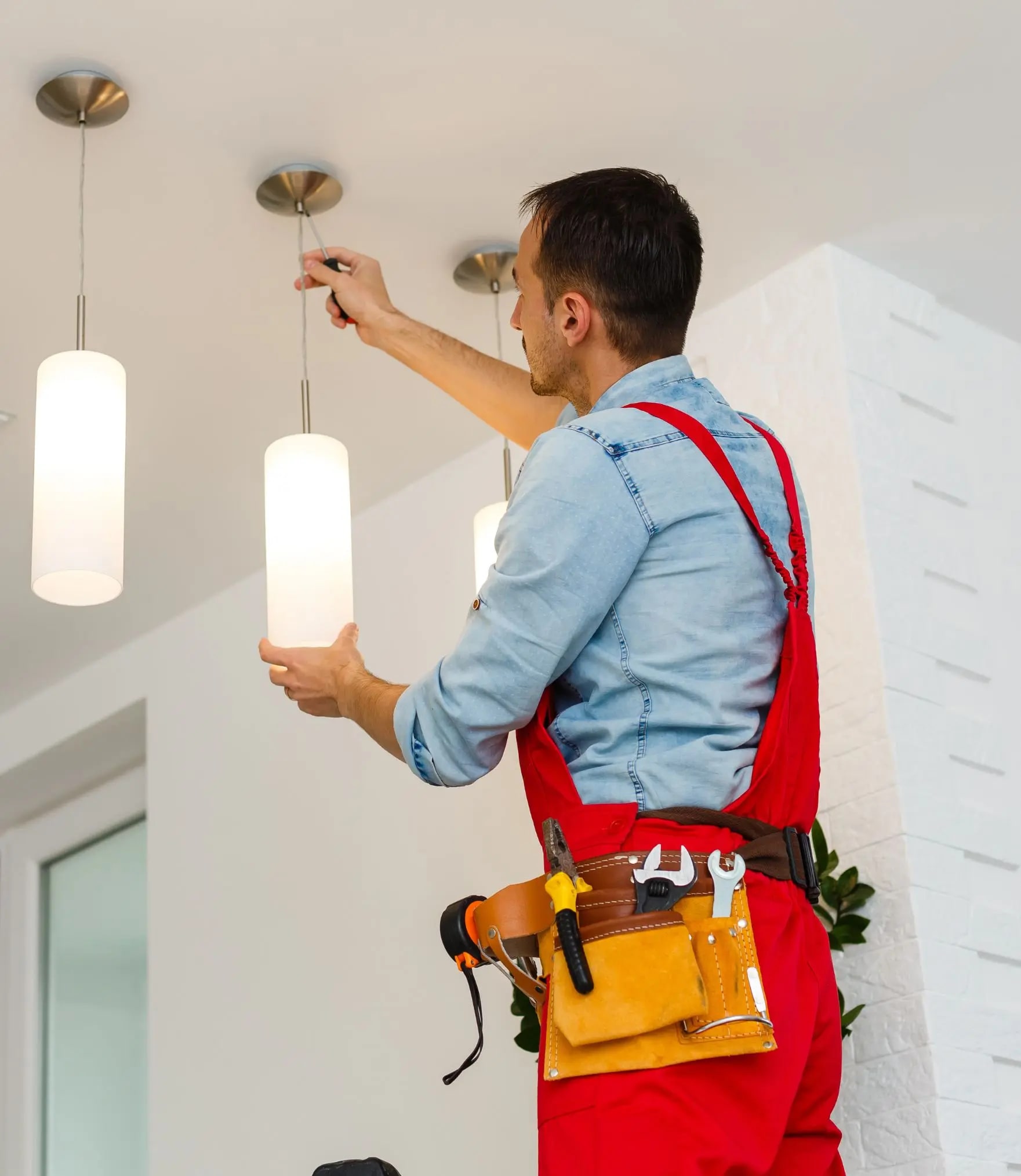 light installer