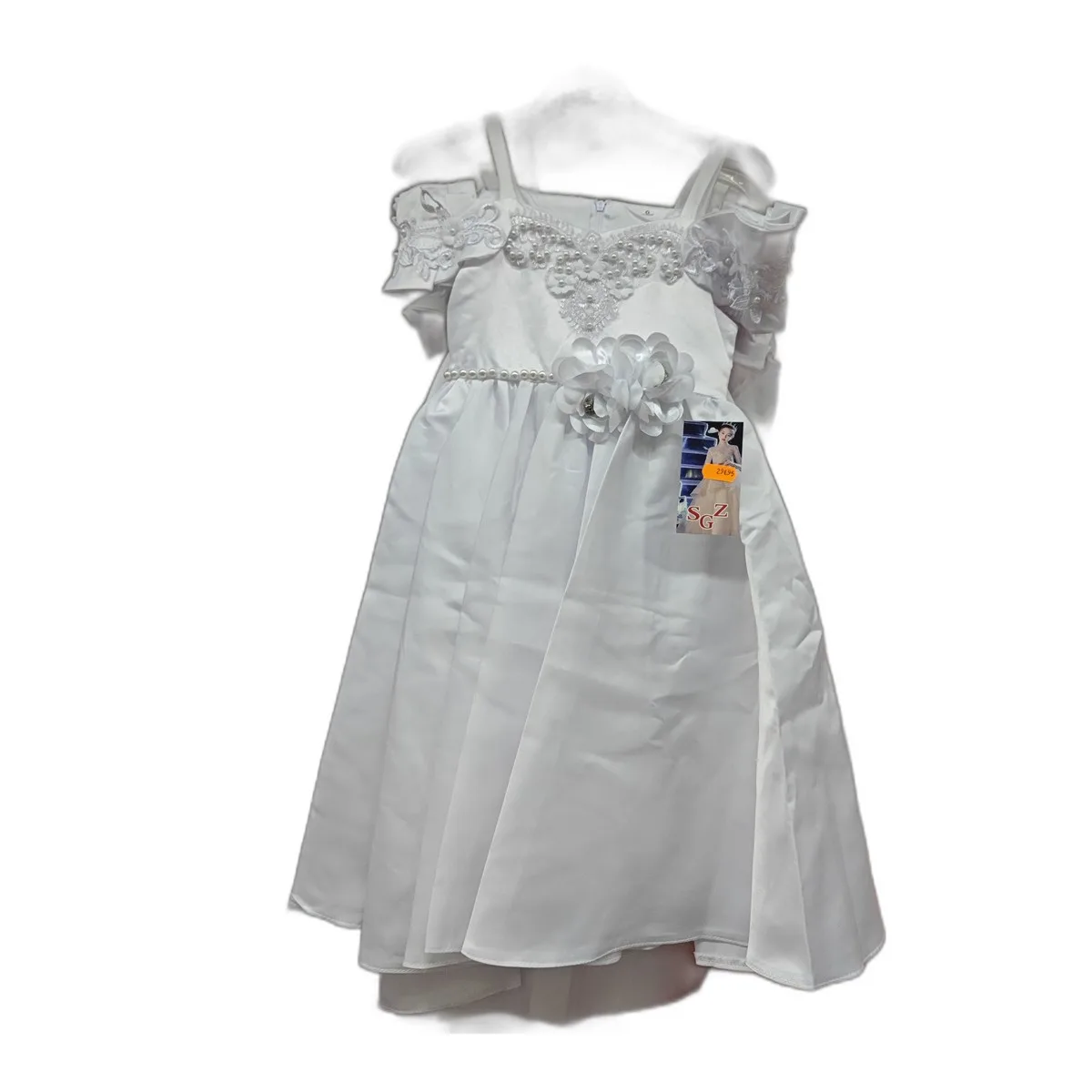 Robe de cérémonie blanche enfant avec broderies, perles et fleur 3D